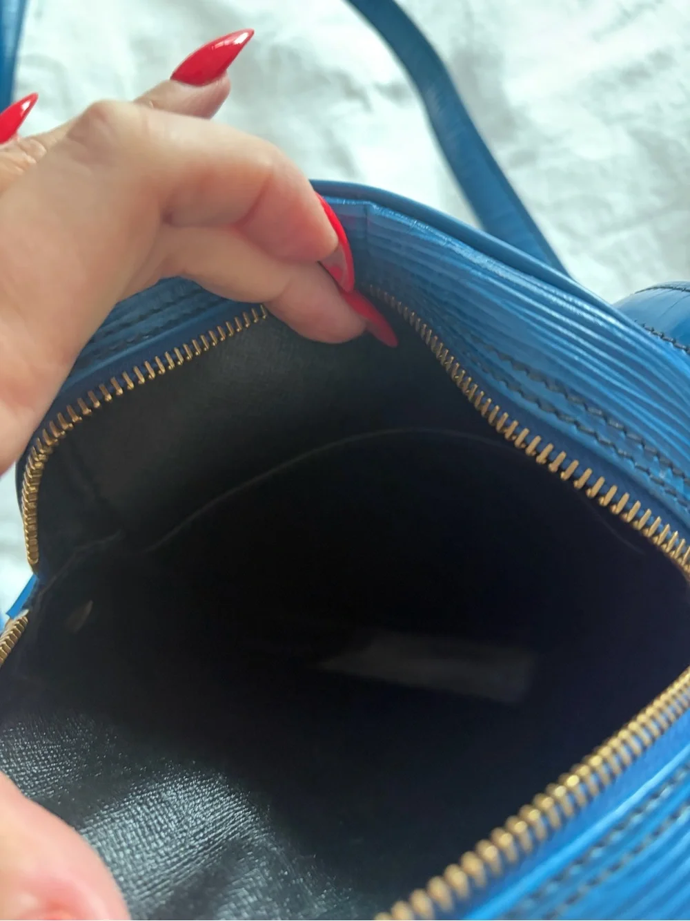 Louis Vuitton Blue Epi Leather crossbody Messenger Bag with Patch Accents